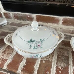 Vintage Bavaria Germany Porcelain Lidded Tureen White Pink Rose Floral Gold Trim